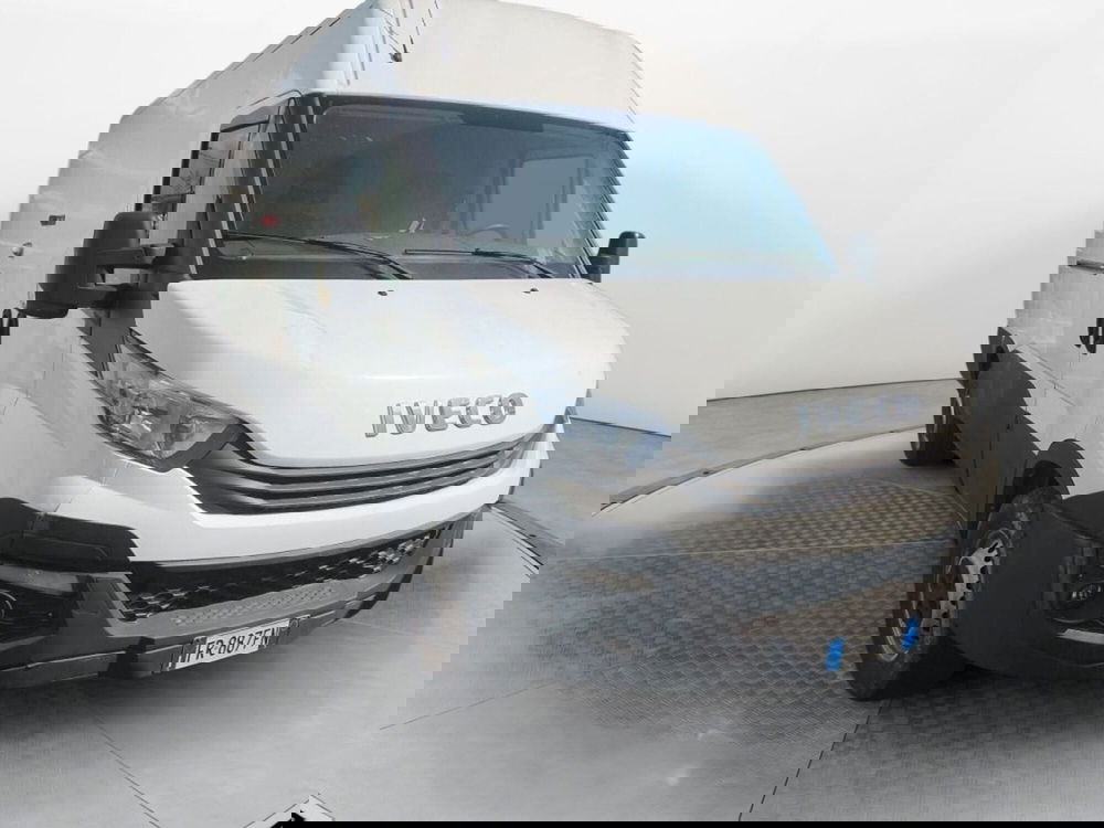 Iveco Daily Furgone usata a Salerno (2)