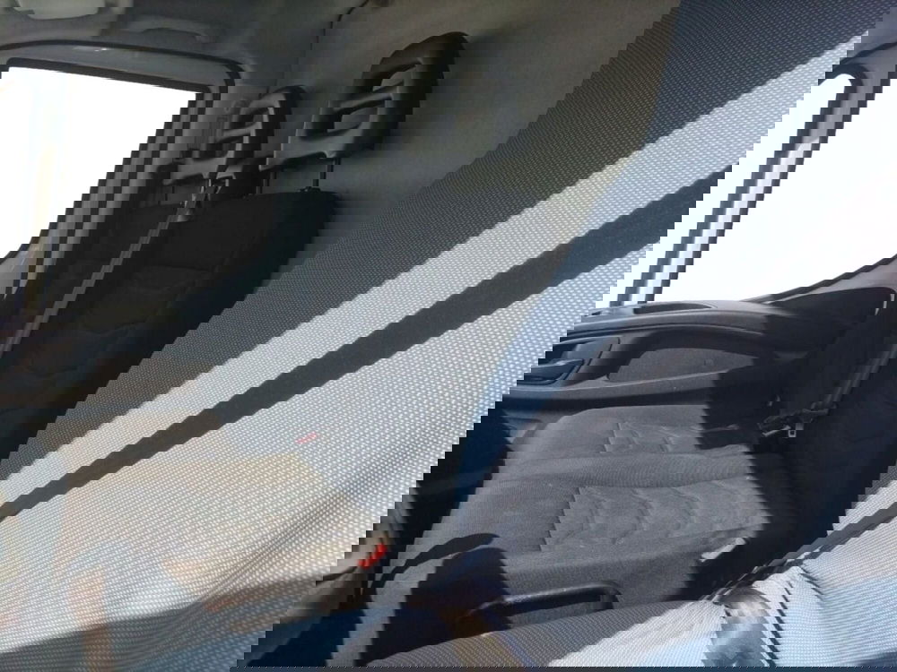 Iveco Daily Furgone usata a Salerno (6)