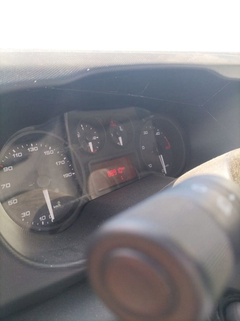 Iveco Daily Furgone usata a Salerno (8)