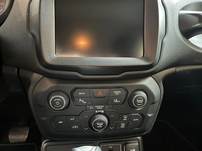 Jeep Renegade usata a Salerno (17)