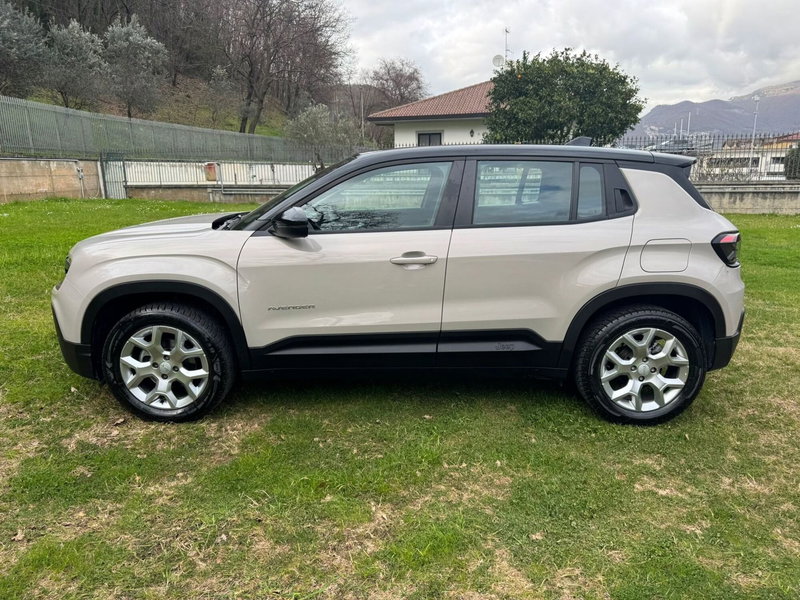 Jeep Avenger usata a Salerno (10)