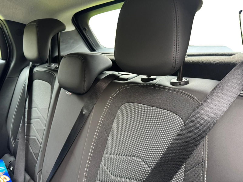 Jeep Avenger usata a Salerno (7)