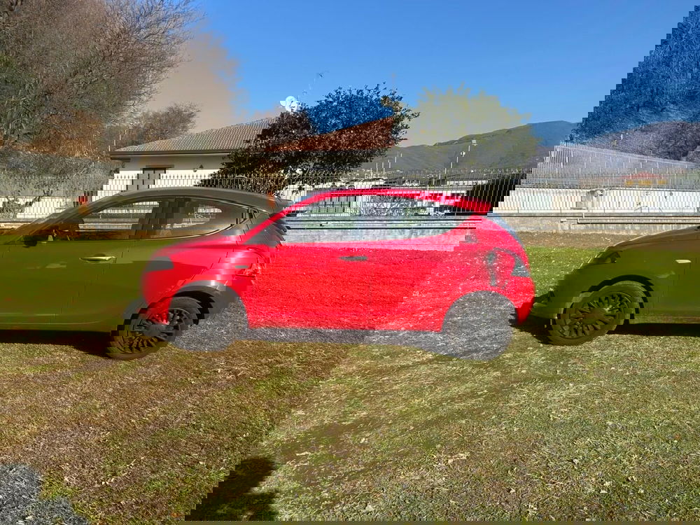 Lancia Ypsilon usata a Salerno (10)