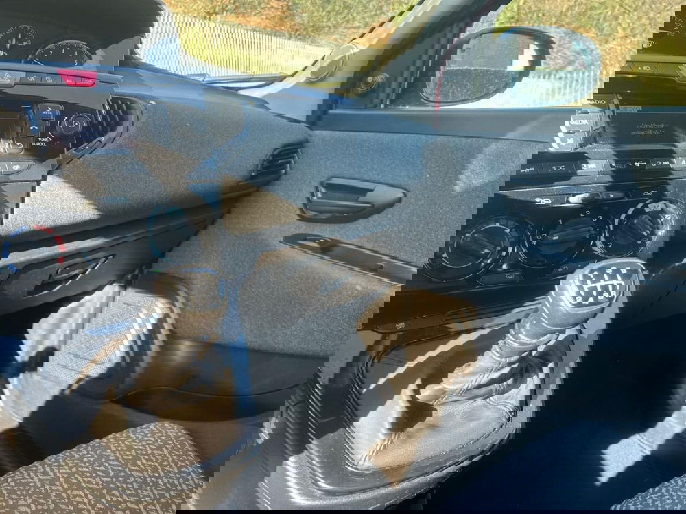 Lancia Ypsilon usata a Salerno (19)