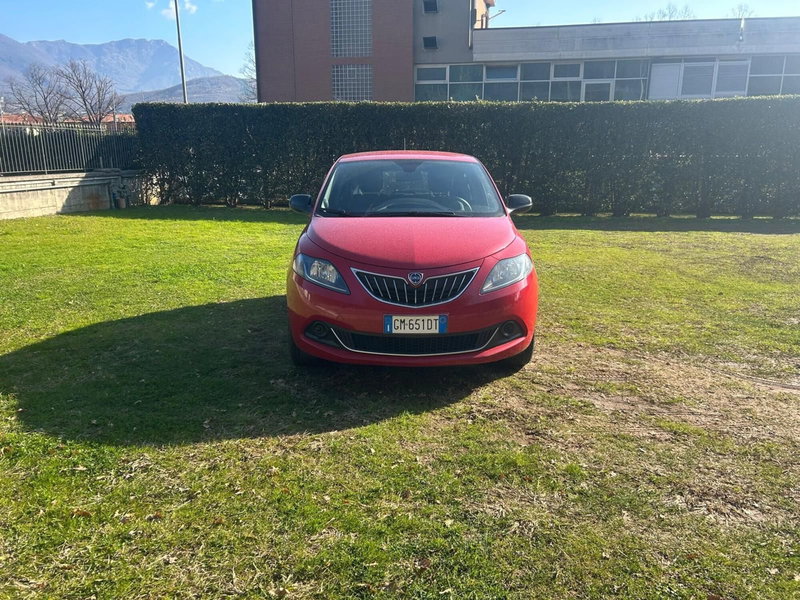 Lancia Ypsilon usata a Salerno (9)