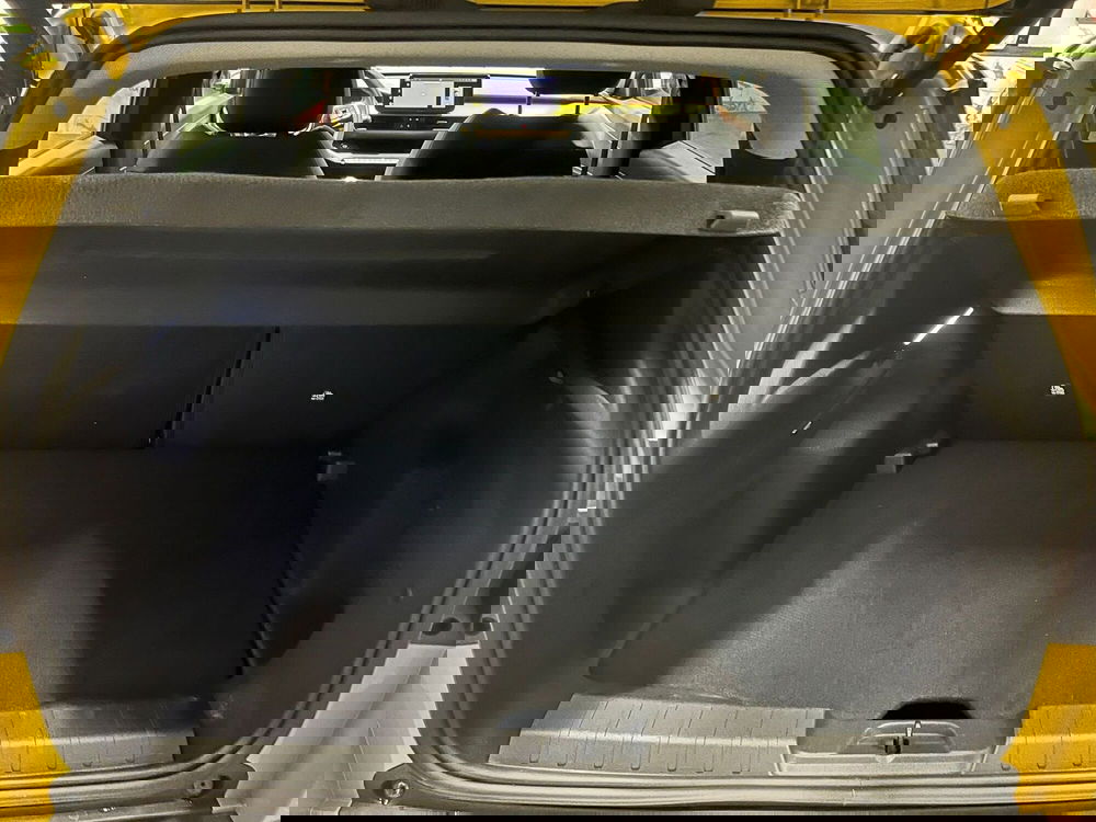 Jeep Avenger usata a Salerno (11)