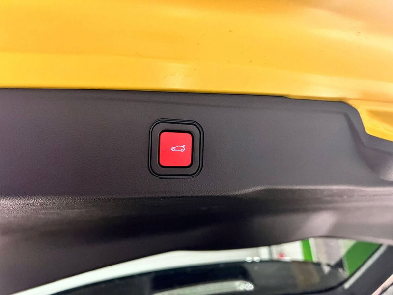 Jeep Avenger usata a Salerno (12)