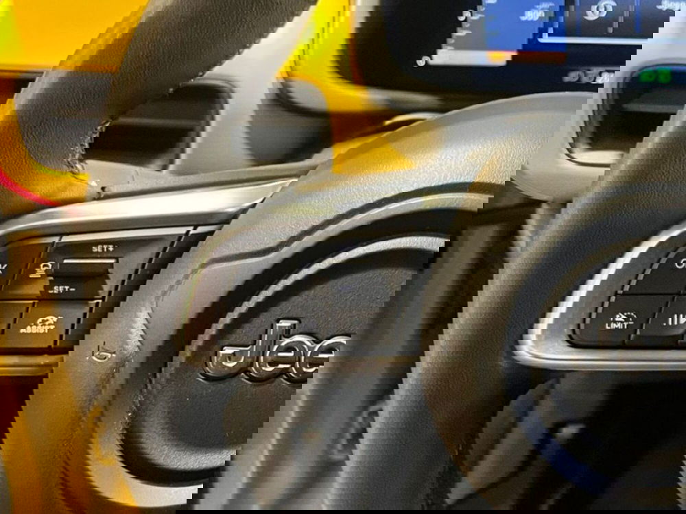 Jeep Avenger usata a Salerno (15)