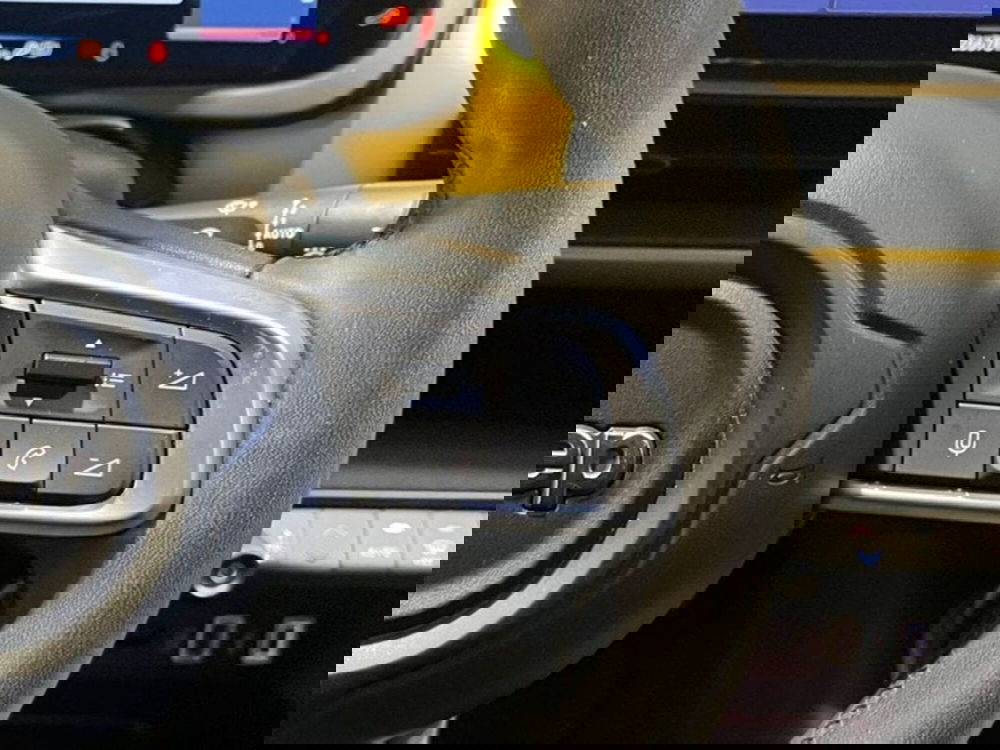 Jeep Avenger usata a Salerno (16)