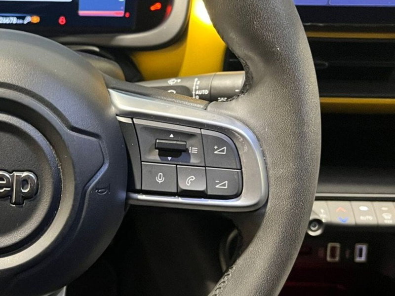 Jeep Avenger usata a Salerno (16)