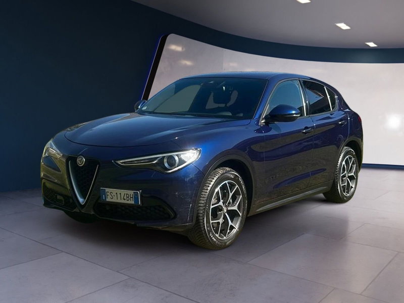 Alfa Romeo Stelvio usata a Salerno