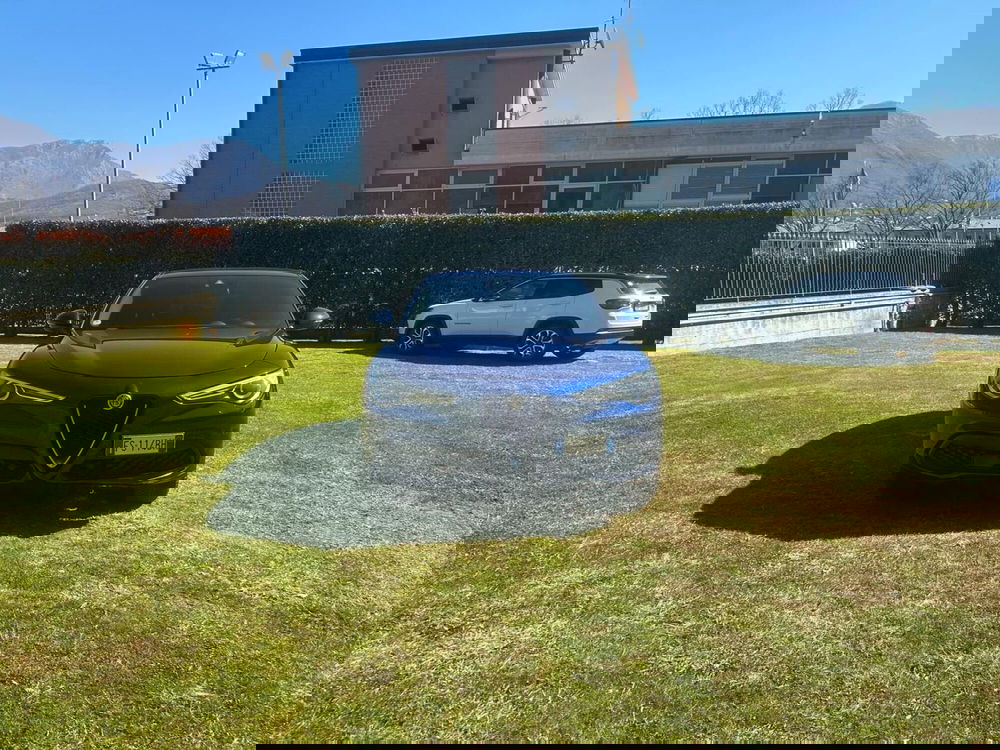 Alfa Romeo Stelvio usata a Salerno (9)