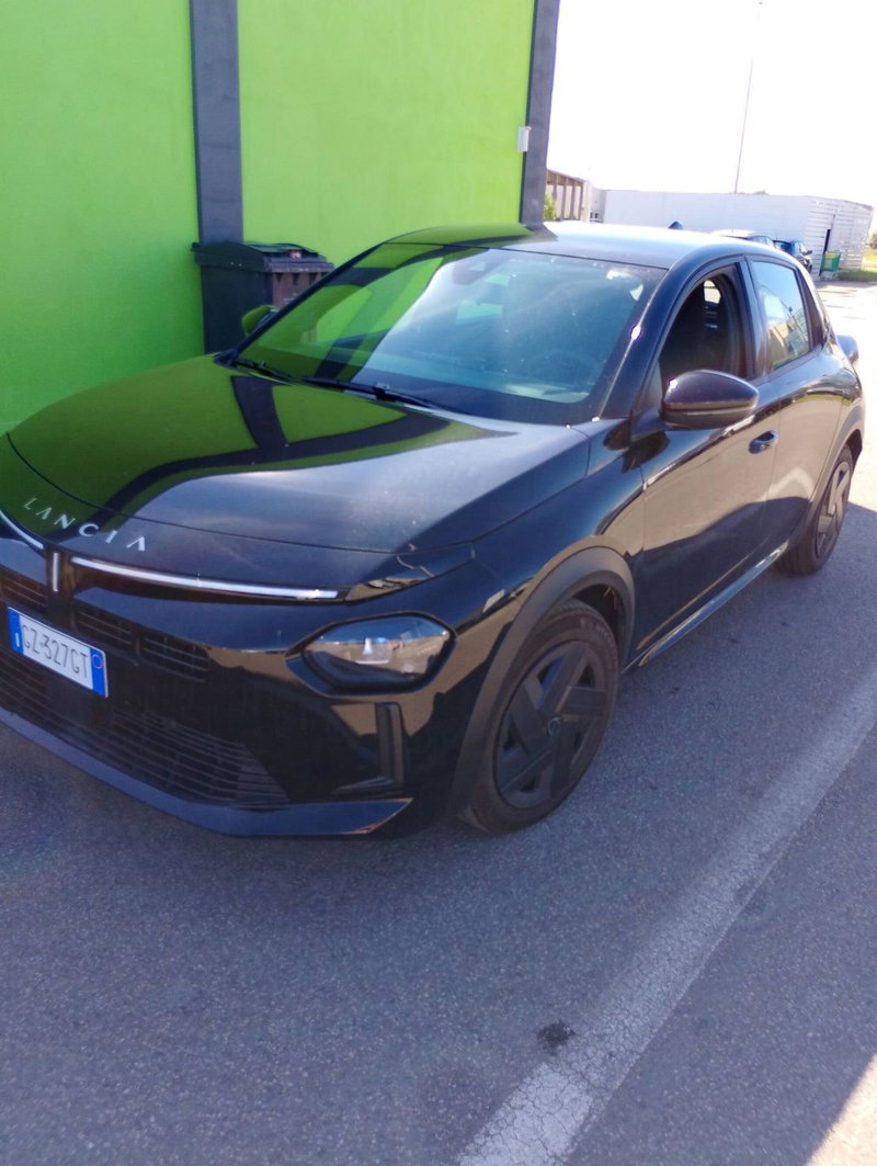 Lancia Ypsilon usata a Salerno