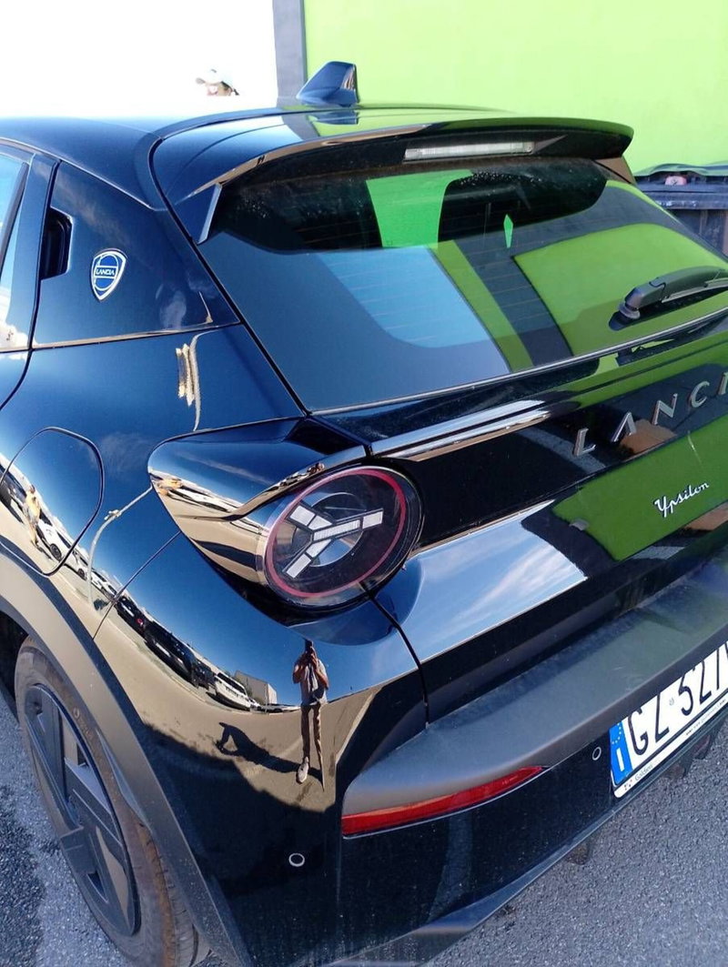 Lancia Ypsilon usata a Salerno (10)