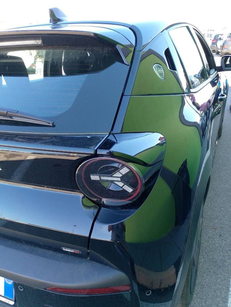 Lancia Ypsilon usata a Salerno (11)
