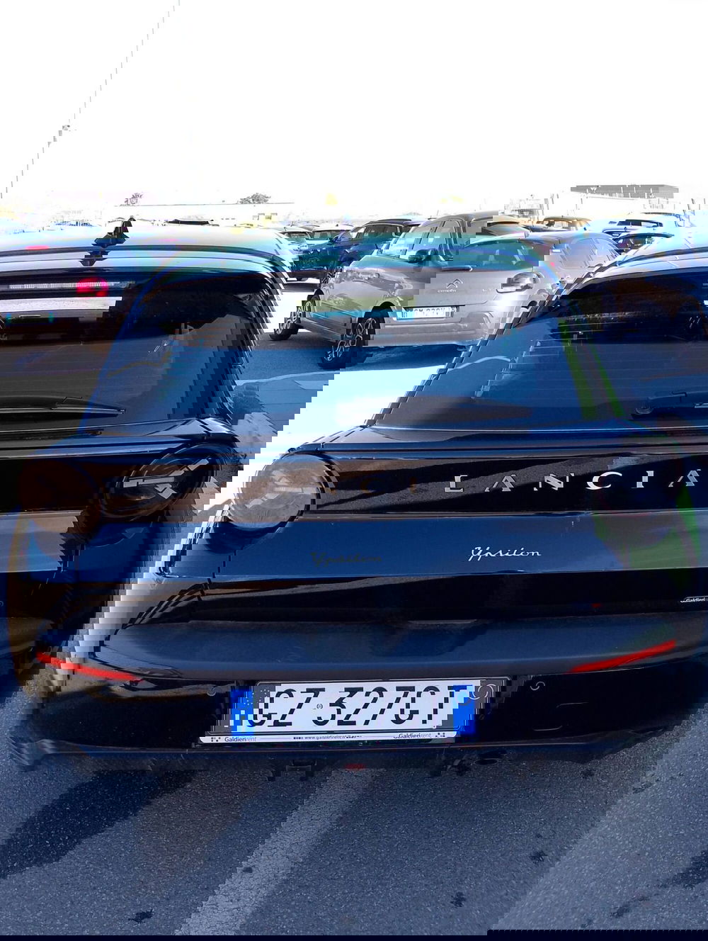 Lancia Ypsilon usata a Salerno (3)