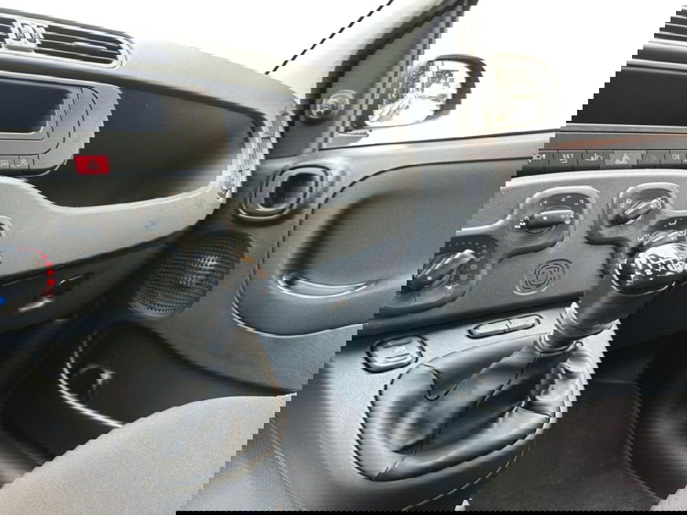 Fiat Panda Cross nuova a Salerno (8)