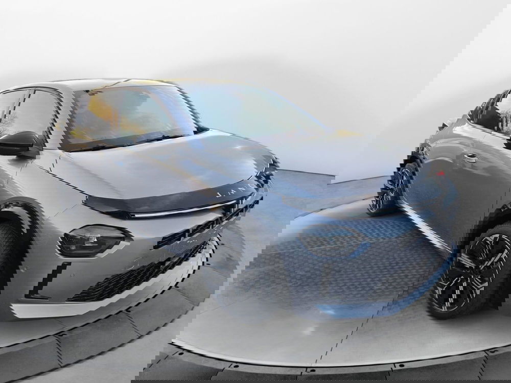 Lancia Ypsilon nuova a Salerno