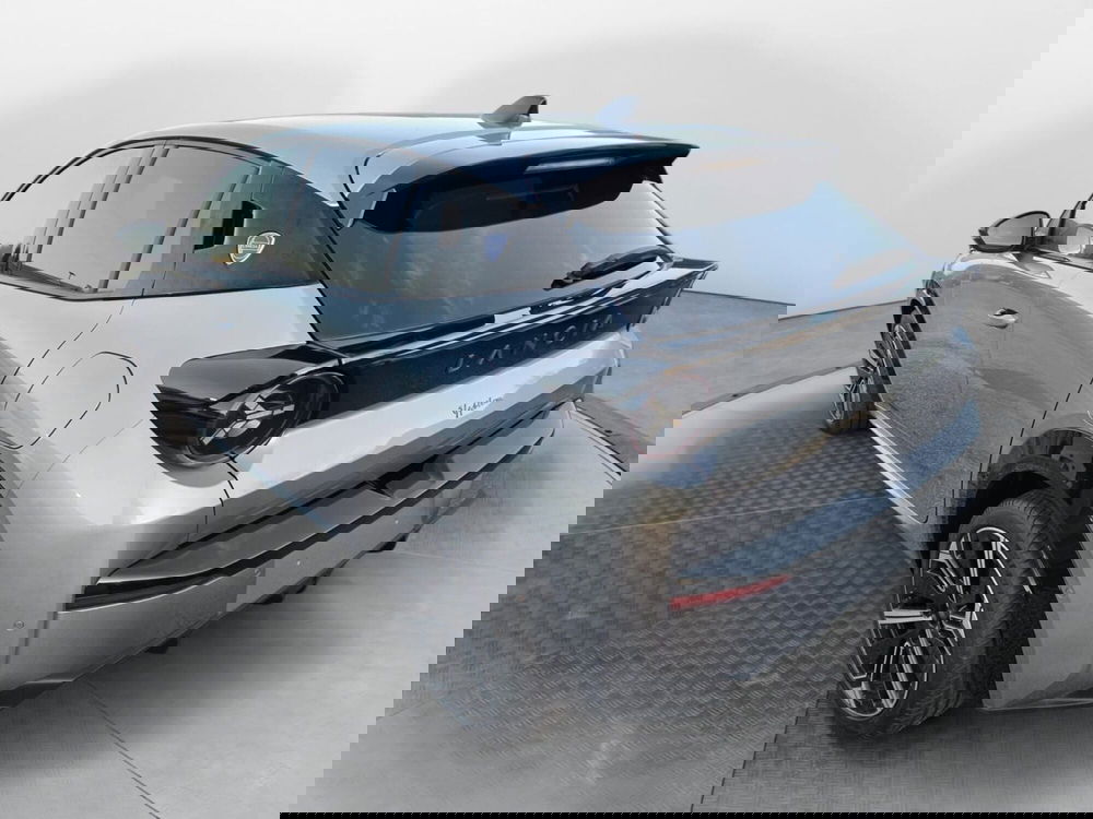 Lancia Ypsilon nuova a Salerno (3)