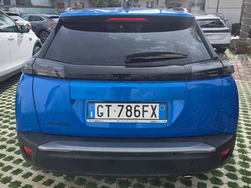 Peugeot 2008 usata a Salerno (4)