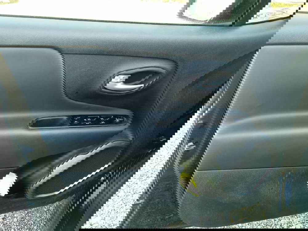 Jeep Renegade usata a Salerno (18)