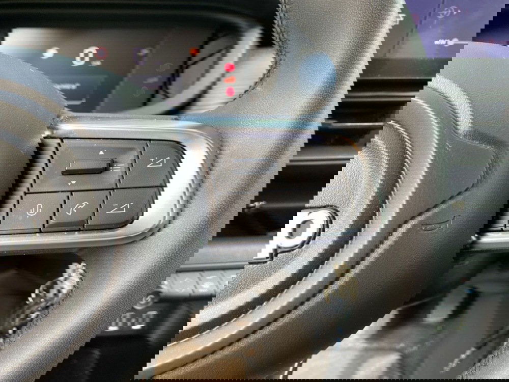 Jeep Avenger usata a Salerno (19)