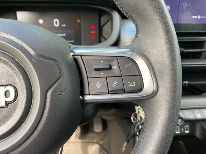 Jeep Avenger usata a Salerno (19)