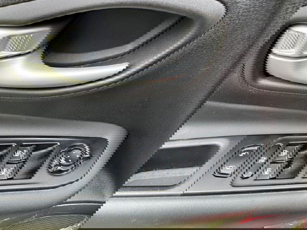 Jeep Renegade usata a Salerno (15)