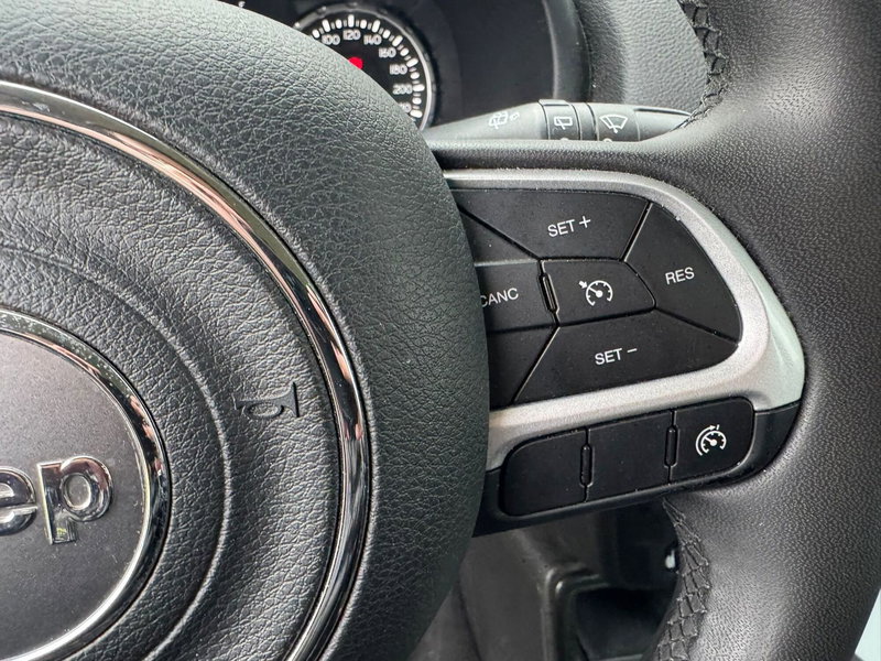 Jeep Renegade usata a Salerno (19)