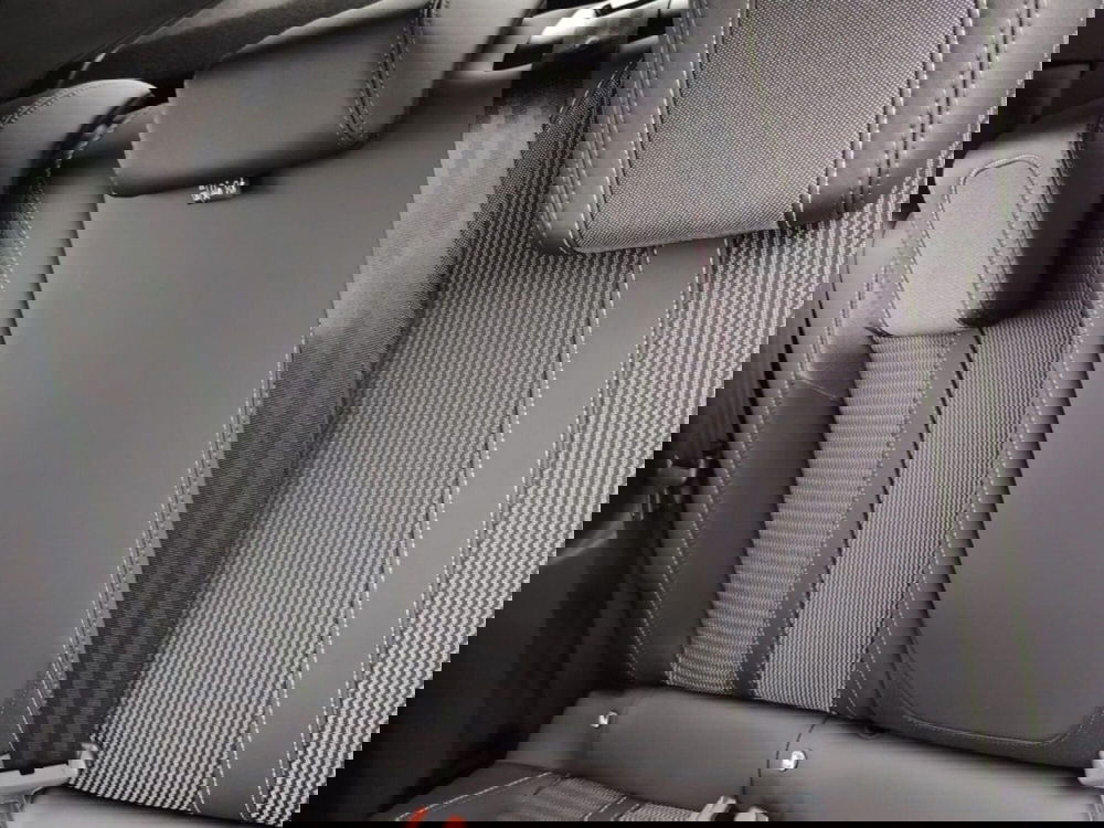 Peugeot 2008 nuova a Salerno (7)