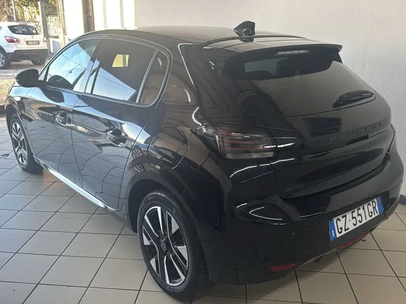 Peugeot 208 usata a Salerno (3)