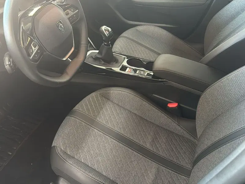 Peugeot 208 usata a Salerno (6)
