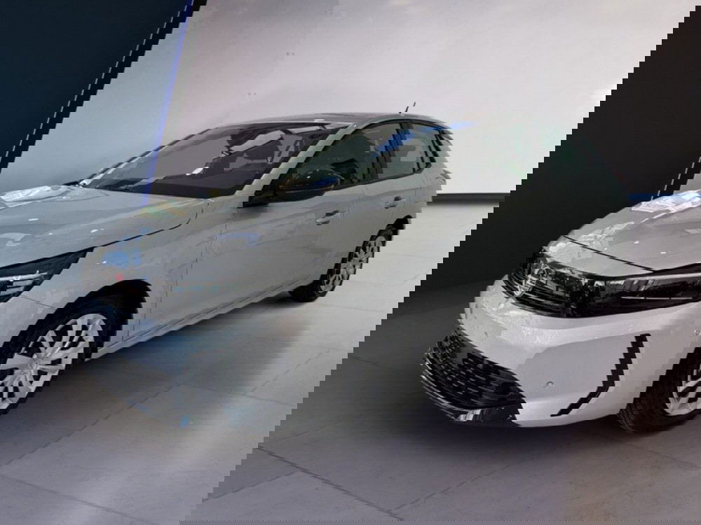 Opel Corsa nuova a Salerno