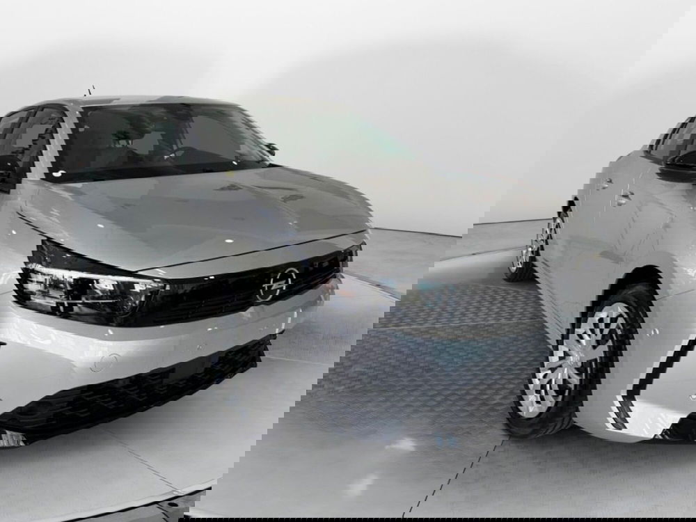 Opel Corsa nuova a Salerno (2)