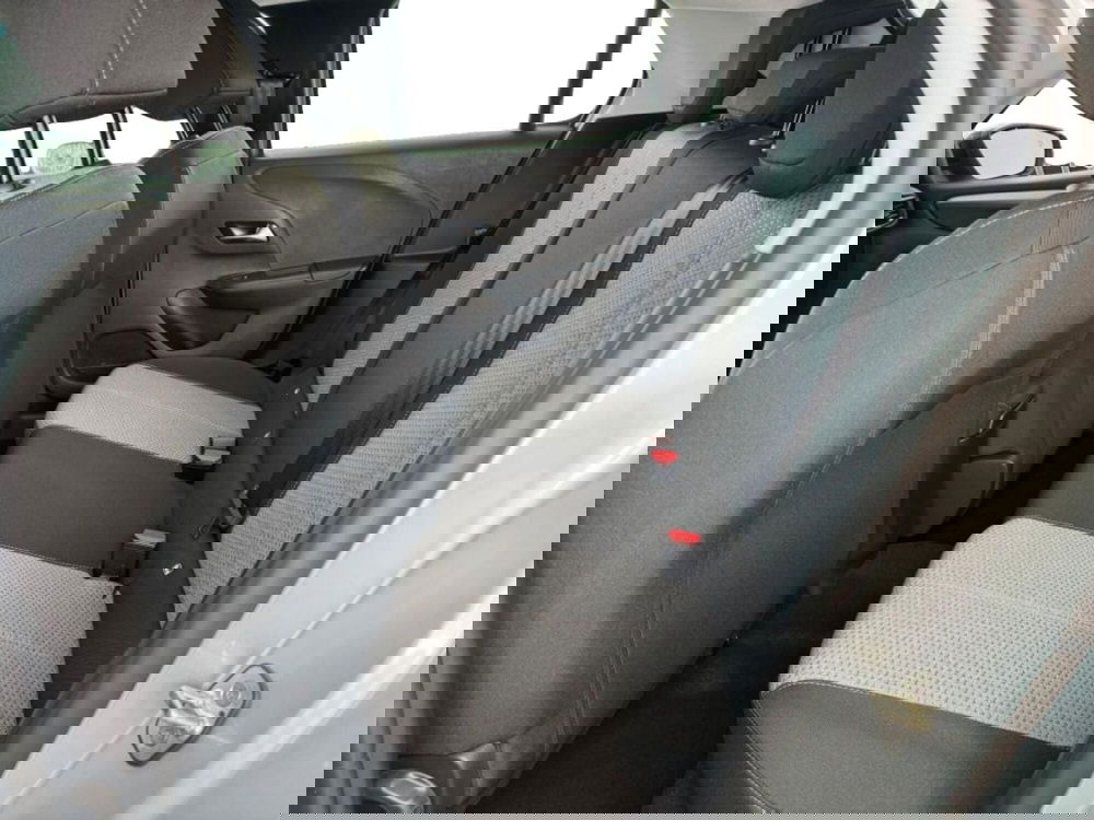 Opel Corsa nuova a Salerno (8)