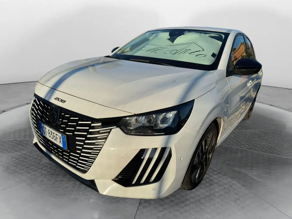 Peugeot 208 usata a Salerno
