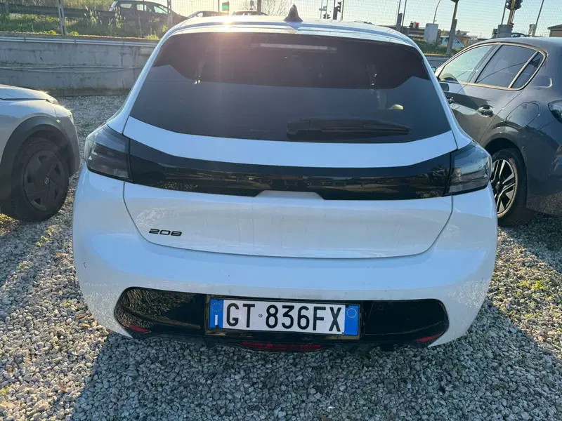 Peugeot 208 usata a Salerno (10)