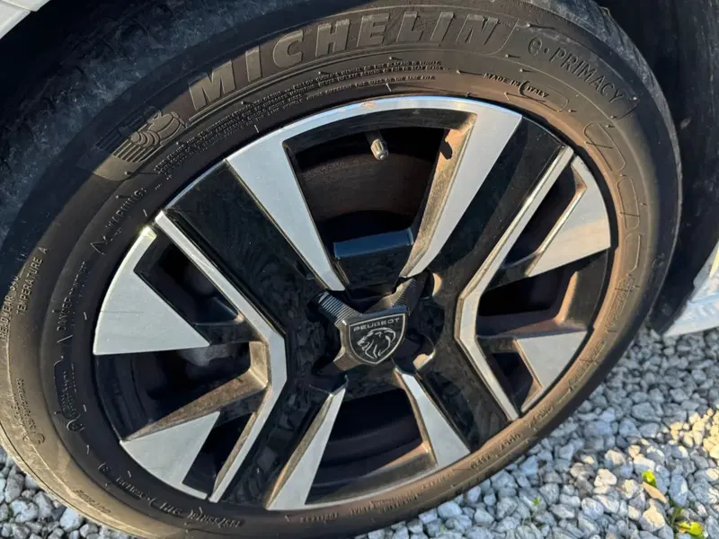 Peugeot 208 usata a Salerno (11)