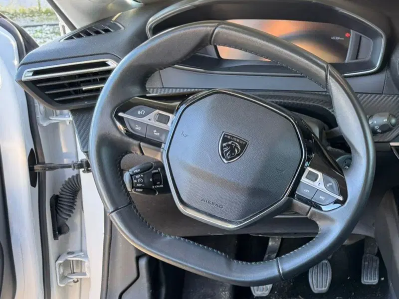 Peugeot 208 usata a Salerno (12)