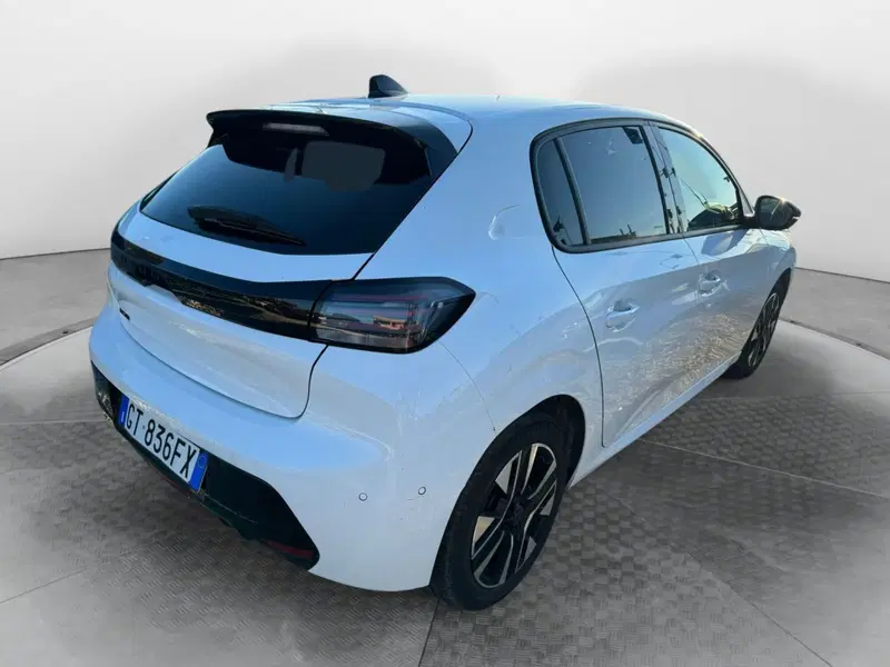Peugeot 208 usata a Salerno (4)