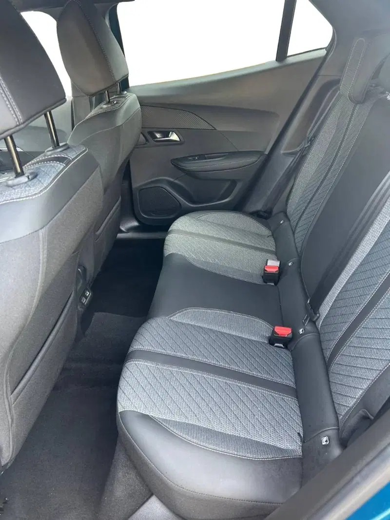 Peugeot 2008 usata a Salerno (8)