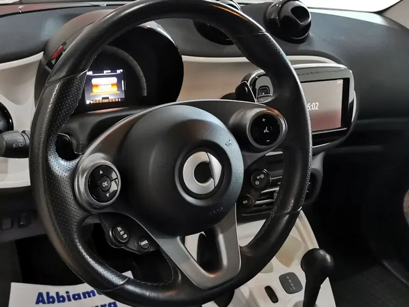 smart Fortwo usata a Salerno (8)