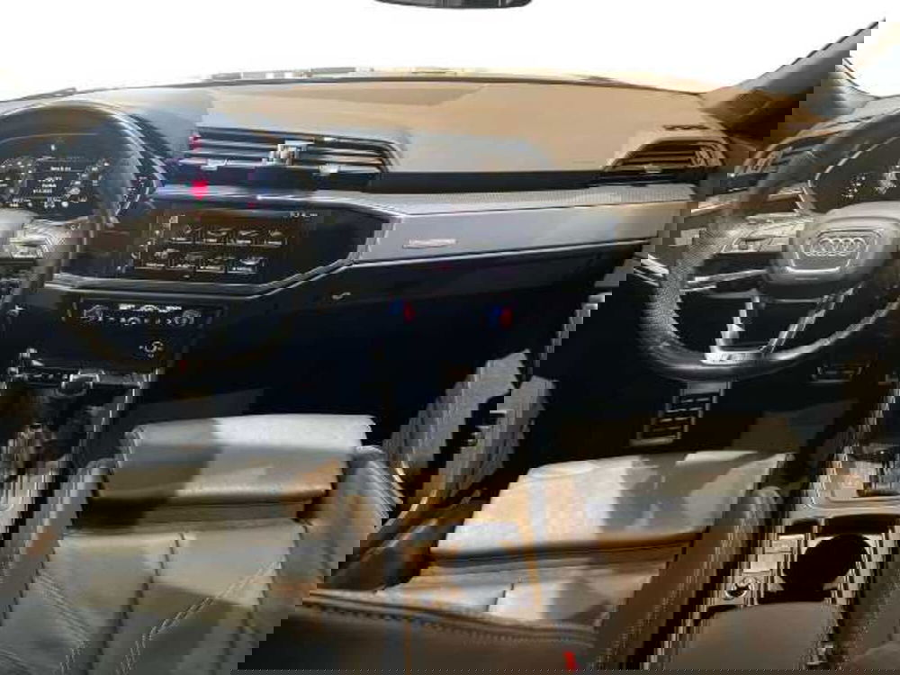 Audi Q3 Sportback usata a Pistoia (11)