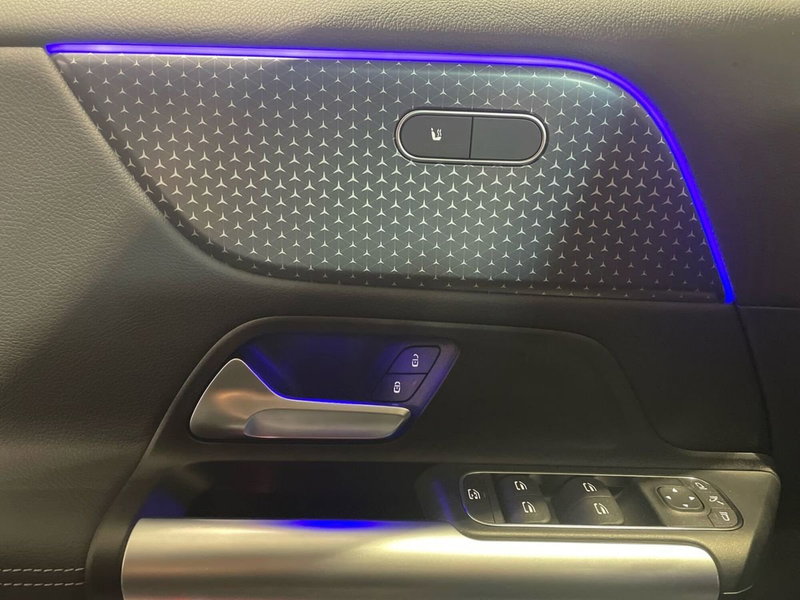 Mercedes-Benz EQA nuova a Firenze (19)