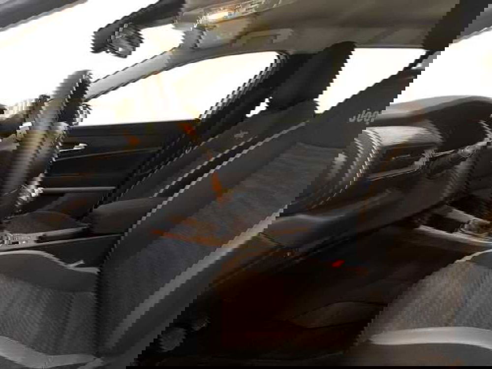 Jeep Avenger usata a Prato (9)