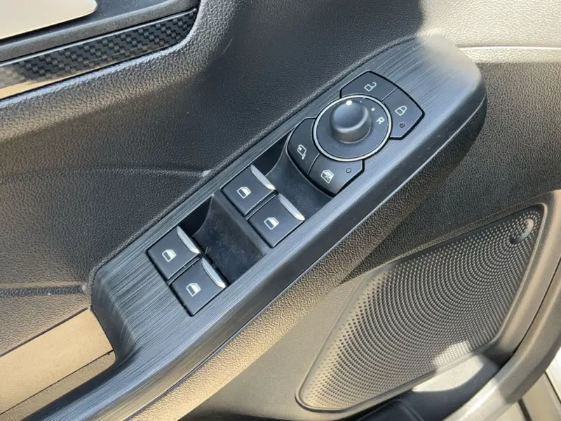 Ford Kuga usata a Reggio Calabria (16)