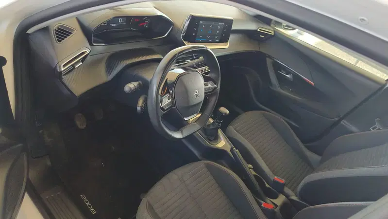 Peugeot 2008 usata a Firenze (4)