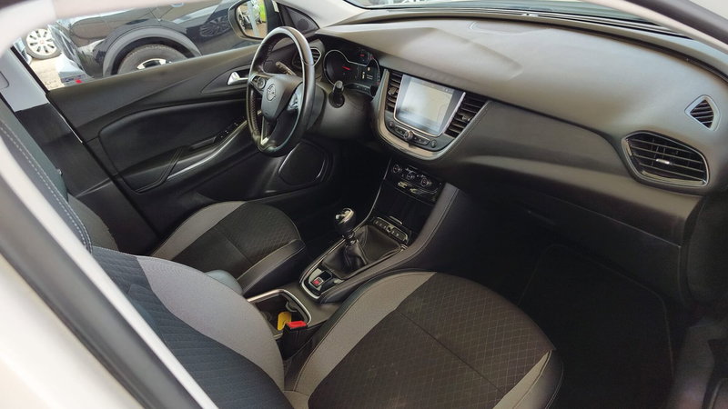 Opel Grandland X usata a Firenze (11)