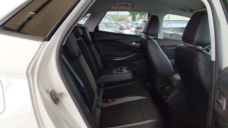 Opel Grandland X usata a Firenze (12)