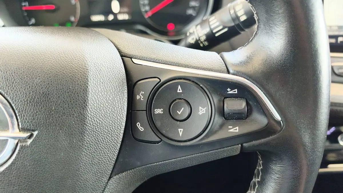 Opel Grandland X usata a Firenze (17)